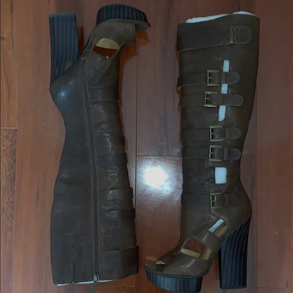 Nine West Leather Gladiator Platforms - Picture 2 of 4